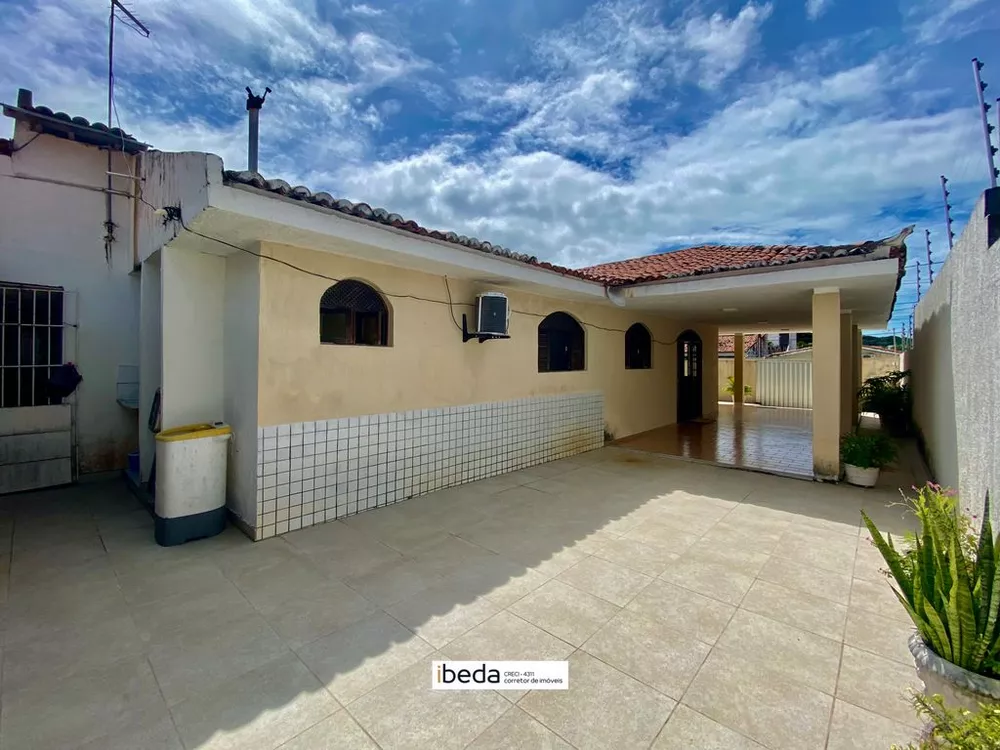 Casa à venda com 4 quartos, 320m² - Foto 7