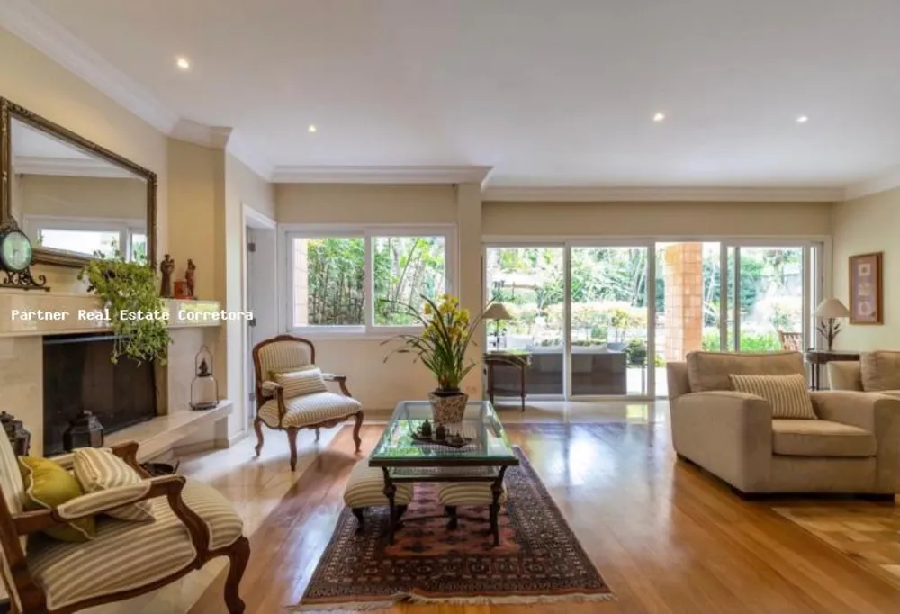 Casa, 4 quartos, 1100 m² - Foto 1