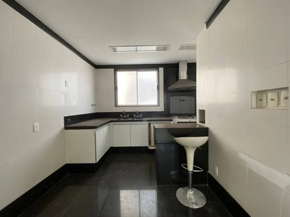 Cobertura, 4 quartos, 225 m² - Foto 11