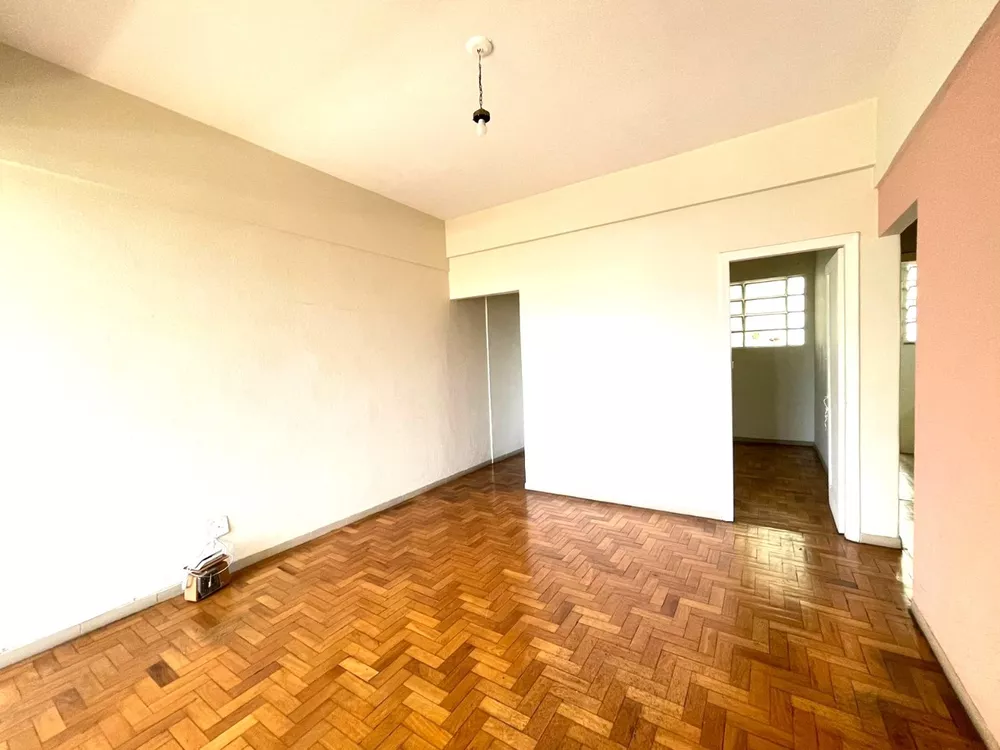 Apartamento à venda com 3 quartos, 100m² - Foto 2