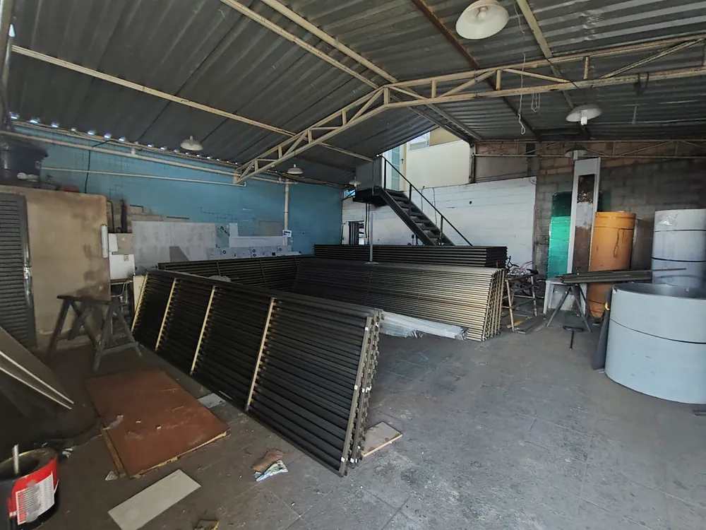 Loja-Salão, 140 m² - Foto 1