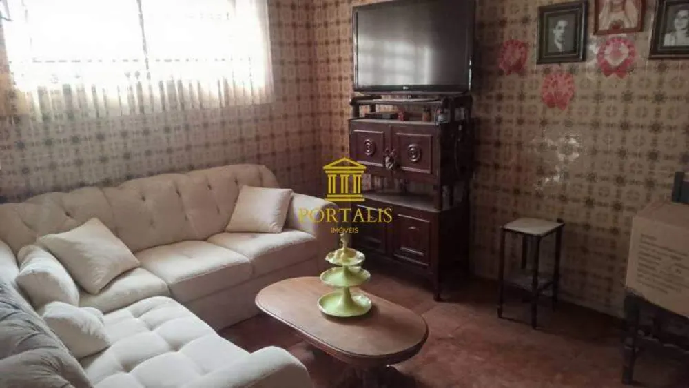 Casa, 3 quartos, 283 m² - Foto 1