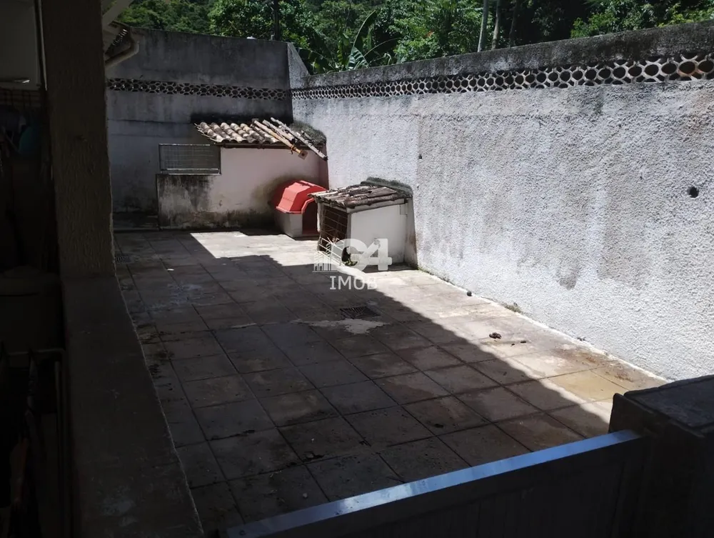Casa, 4 quartos, 250 m² - Foto 13