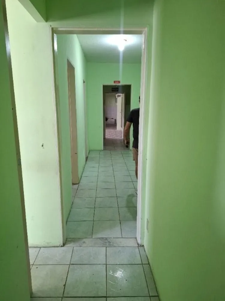Casa, 7 quartos, 490 m² - Foto 1