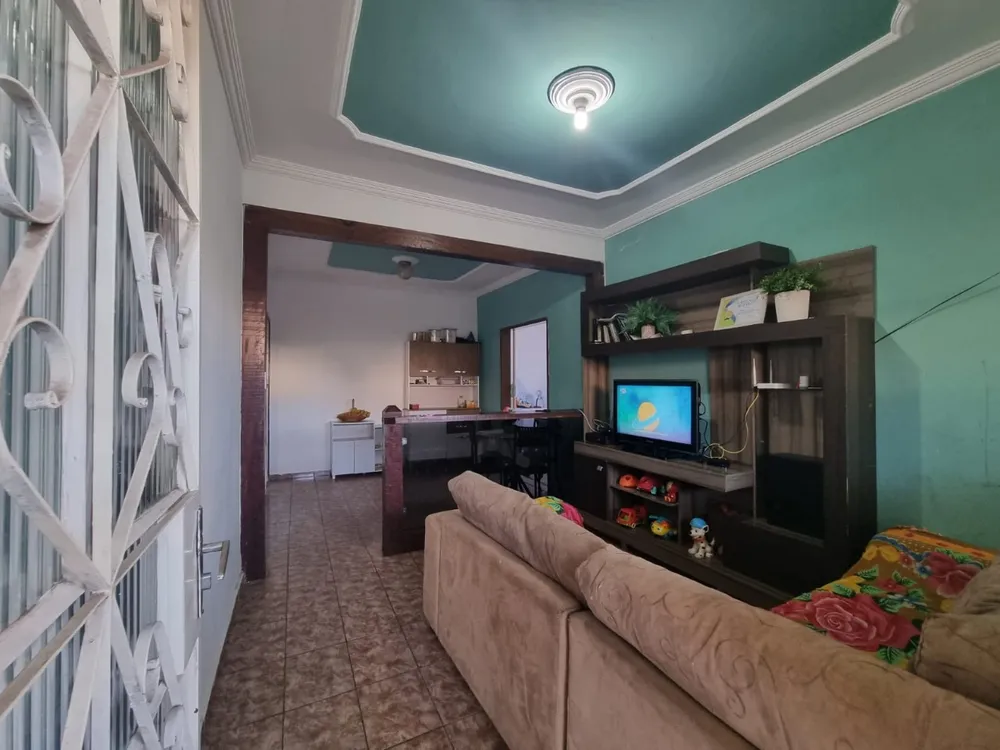Casa, 3 quartos, 250 m² - Foto 2