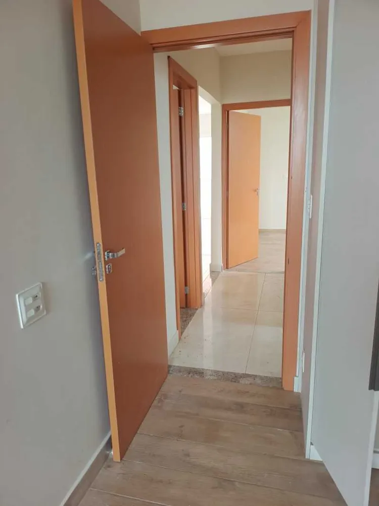 Casa, 4 quartos, 240 m² - Foto 13