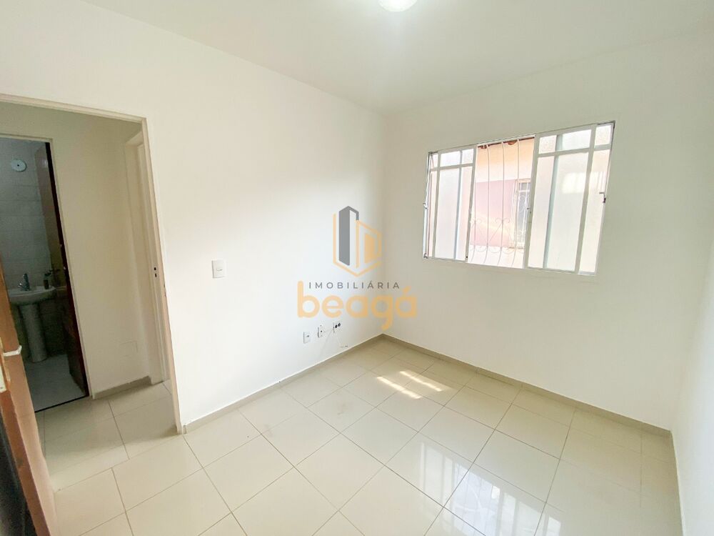 Casa à venda com 3 quartos, 82m² - Foto 20