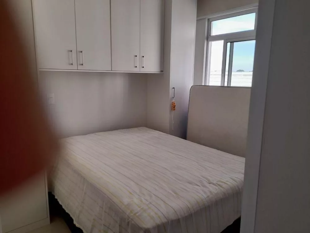 Apartamento à venda com 1 quarto, 40m² - Foto 11