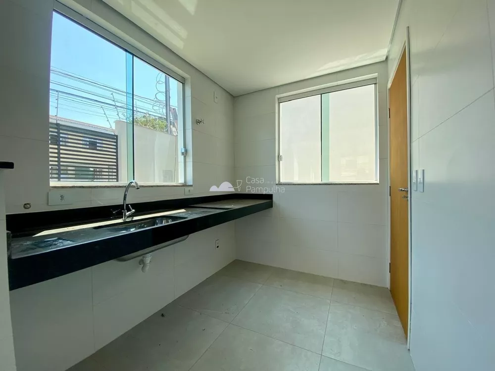 Casa à venda com 2 quartos, 78m² - Foto 8