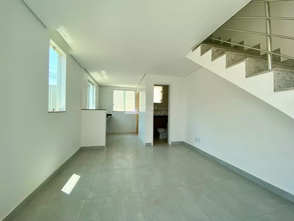 Casa à venda com 2 quartos, 78m² - Foto 1