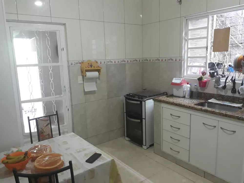 Casa à venda com 7 quartos, 285m² - Foto 13