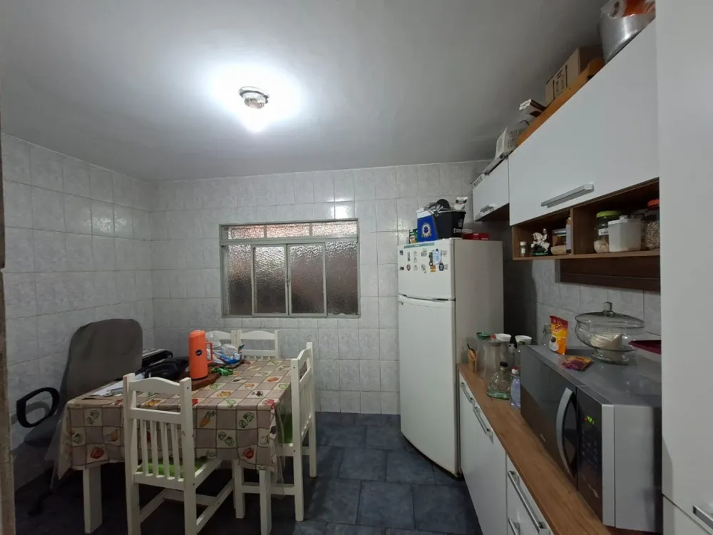 Casa, 2 quartos, 220 m² - Foto 12