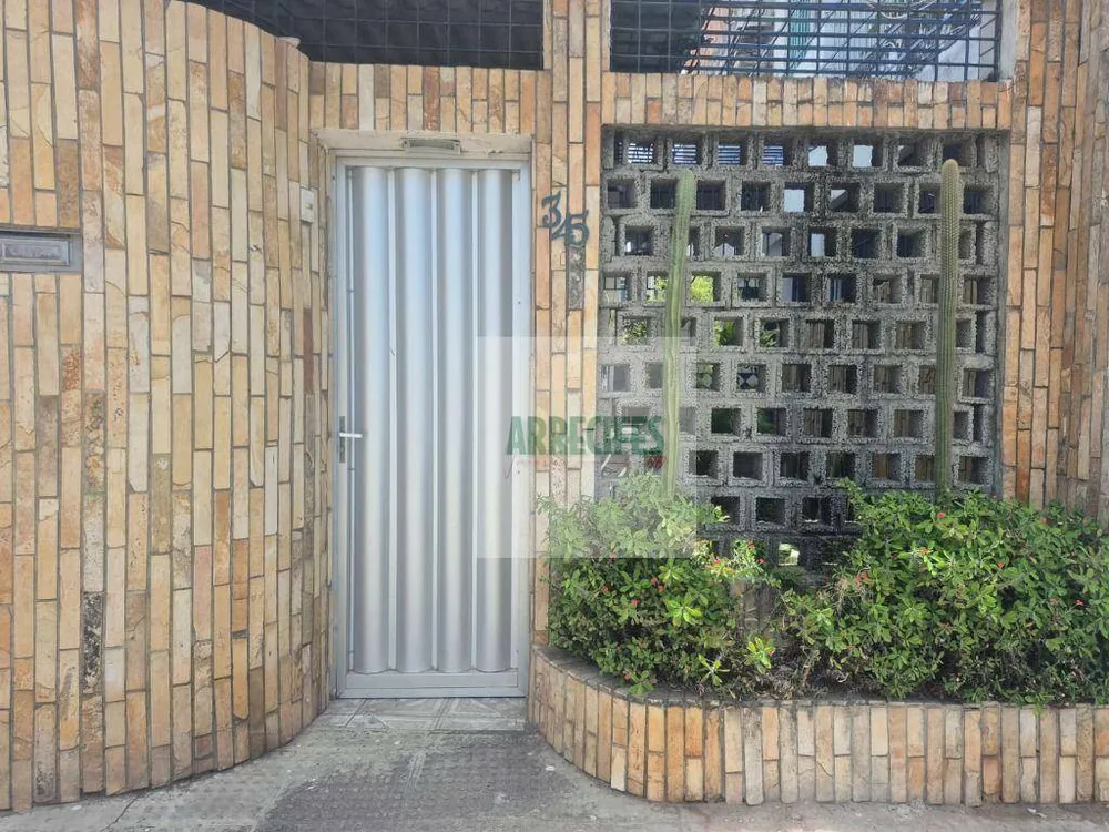 Casa, 5 quartos, 287 m² - Foto 2