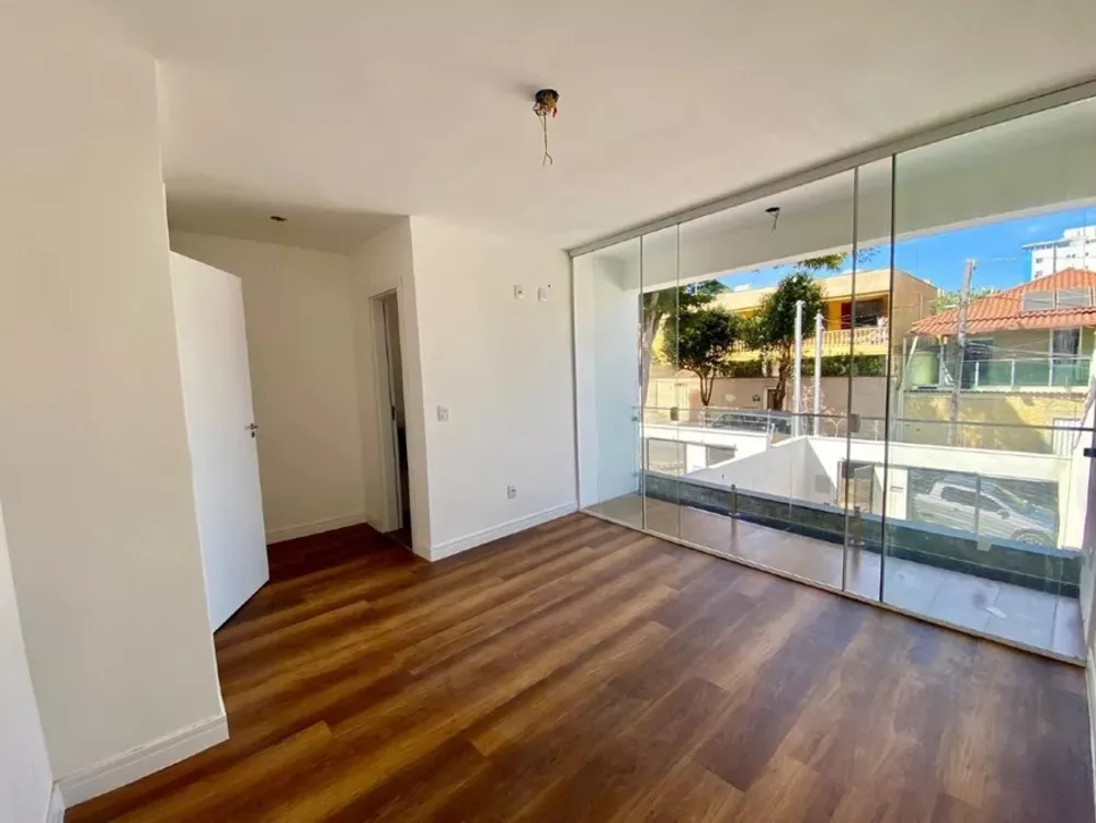 Casa à venda com 3 quartos, 106m² - Foto 15