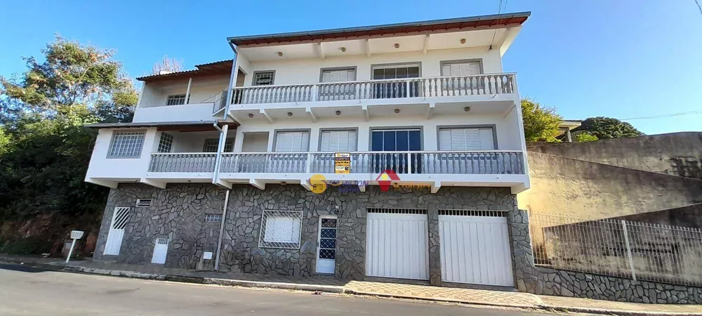 Casa à venda com 3 quartos - Foto 1