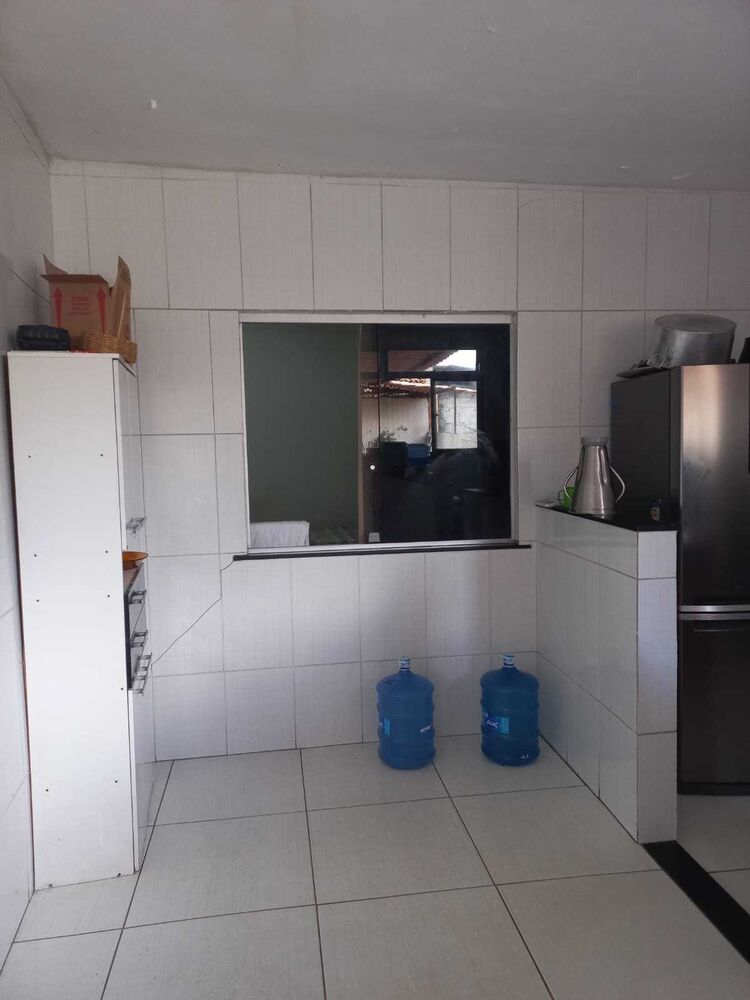 Casa à venda com 2 quartos, 180m² - Foto 4