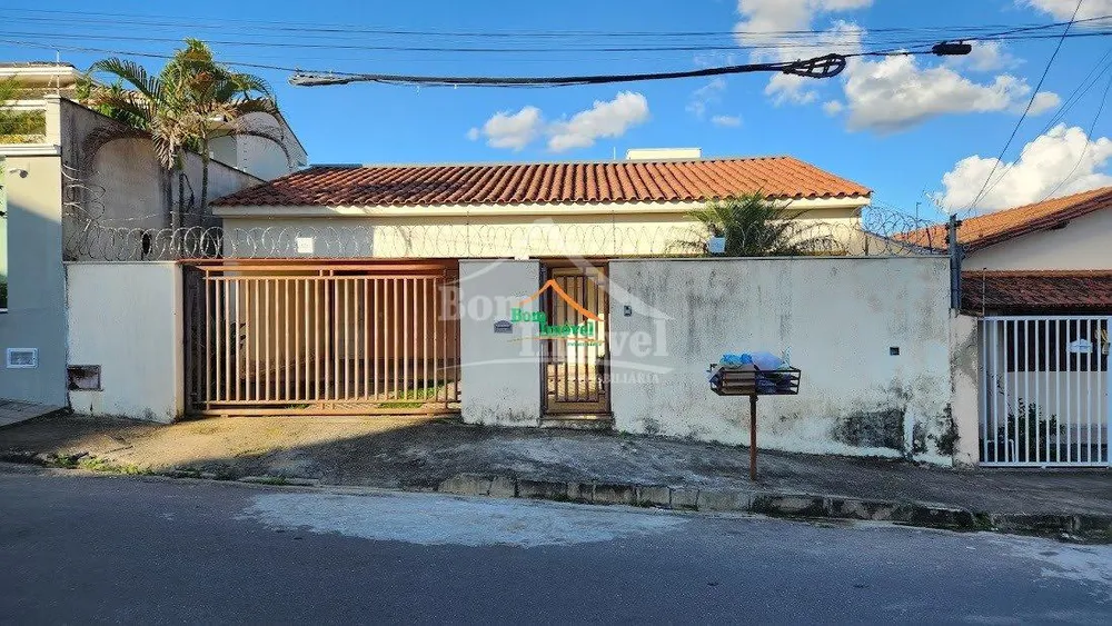 Casa, 2 quartos, 270 m² - Foto 1