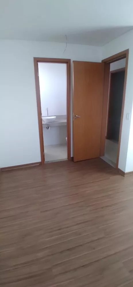 Apartamento à venda com 3 quartos, 133m² - Foto 3