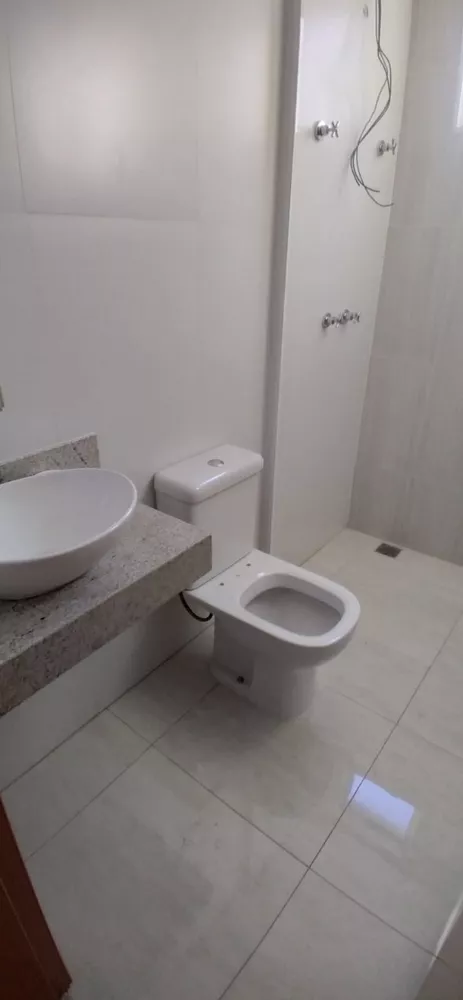 Apartamento à venda com 3 quartos, 133m² - Foto 13