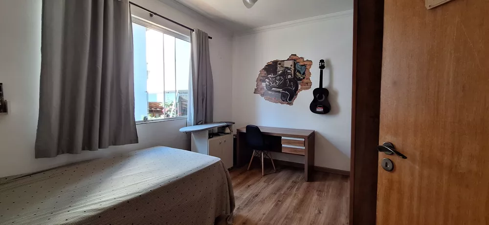 Casa à venda com 3 quartos, 160m² - Foto 8