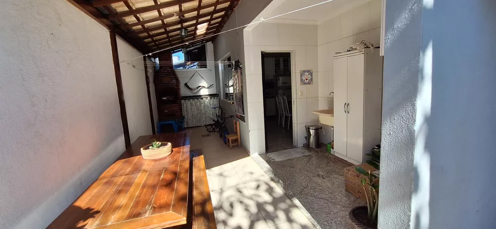 Casa à venda com 3 quartos, 160m² - Foto 12