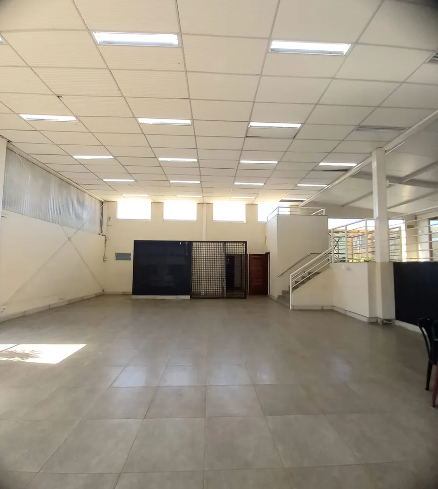 Depósito-Galpão, 720 m² - Foto 2