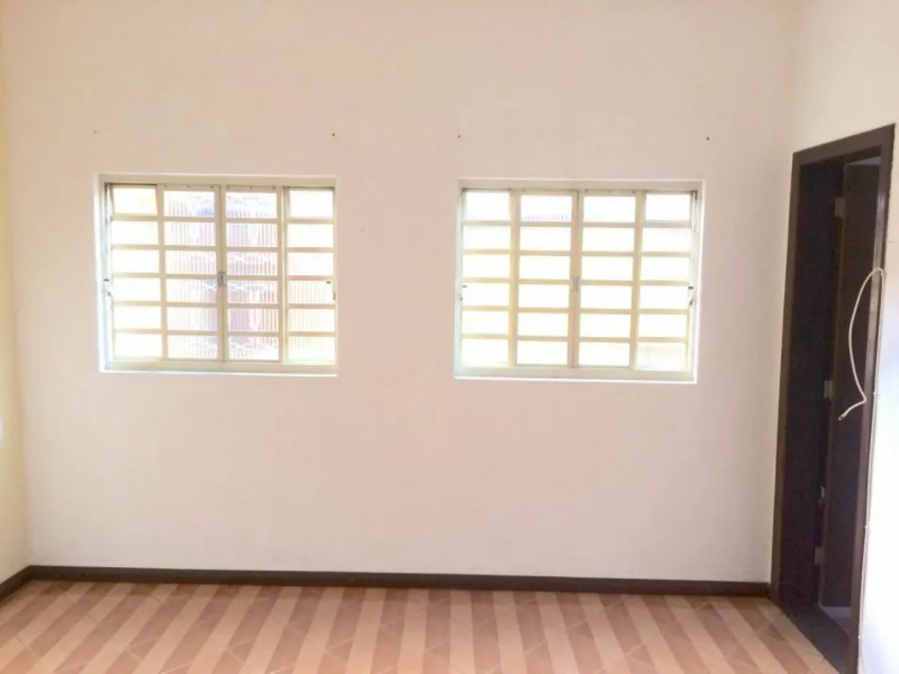 Casa, 3 quartos, 360 m² - Foto 1
