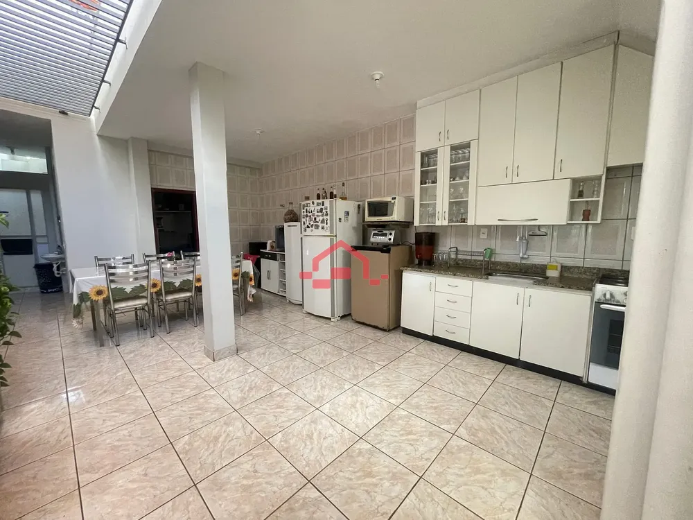 Casa, 4 quartos, 267 m² - Foto 7