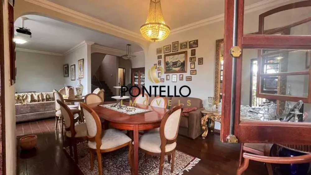Casa, 4 quartos, 265 m² - Foto 1