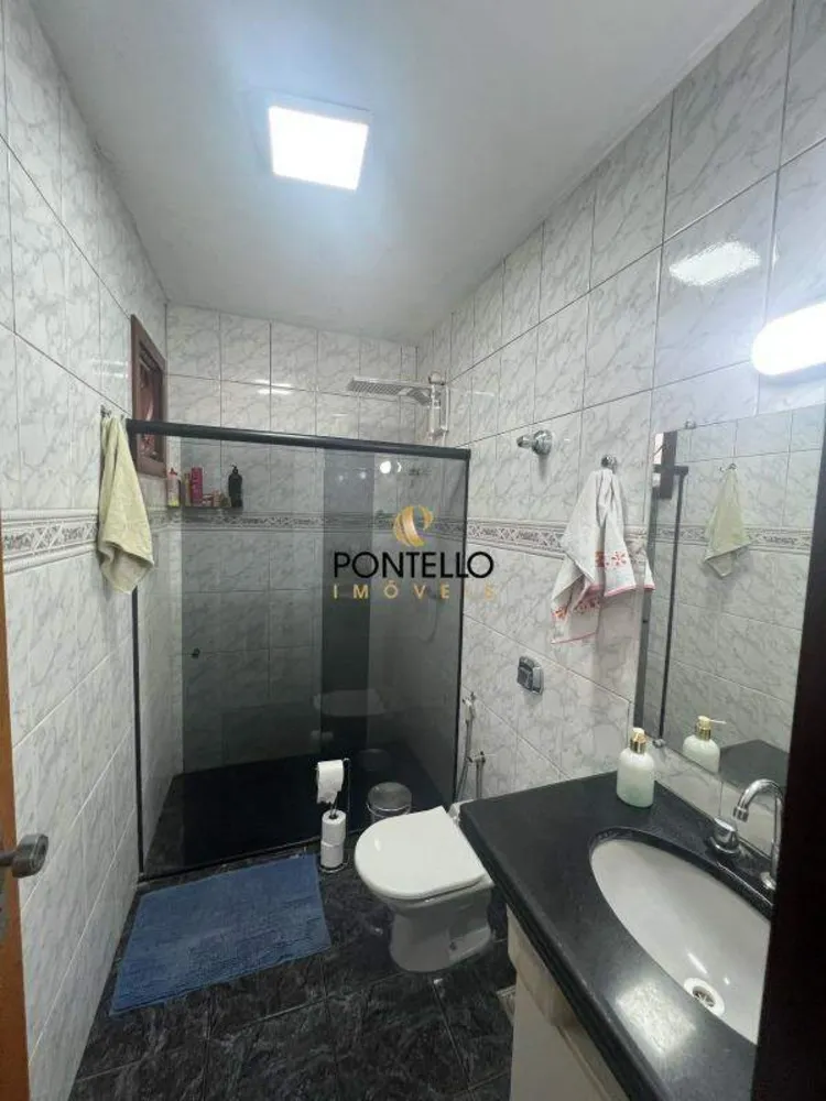 Casa, 4 quartos, 180 m² - Foto 2