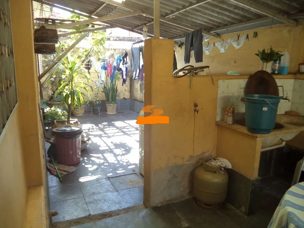 Casa, 4 quartos, 230 m² - Foto 10