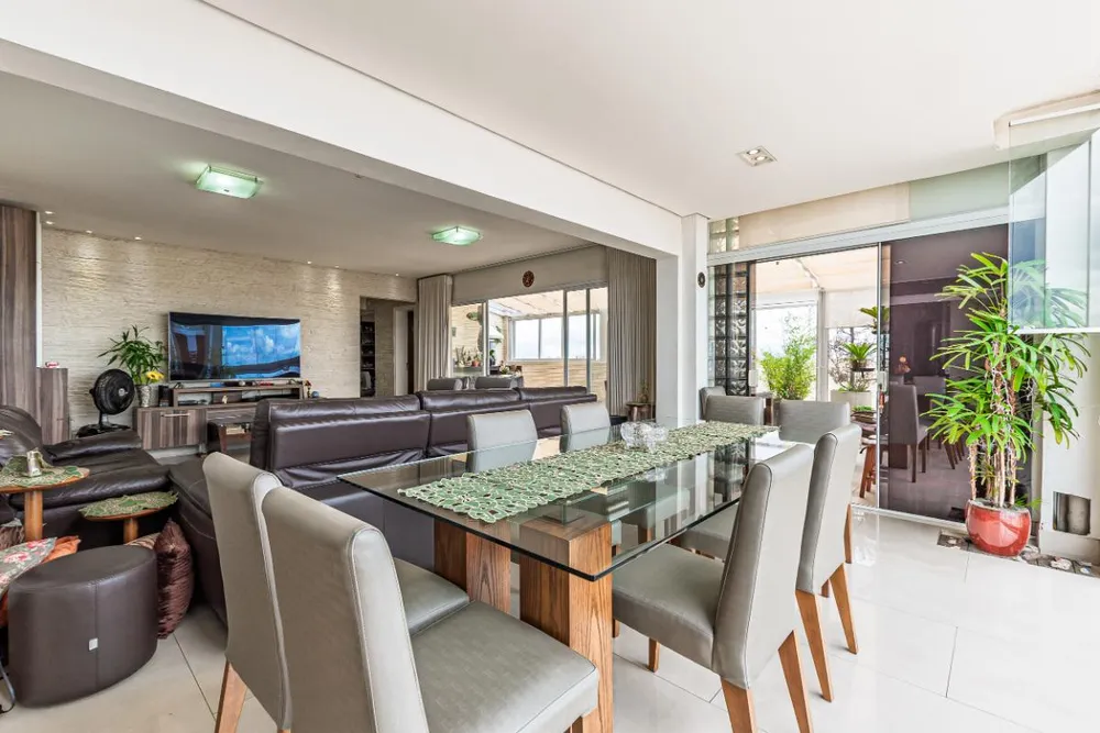 Cobertura, 4 quartos, 221 m² - Foto 1