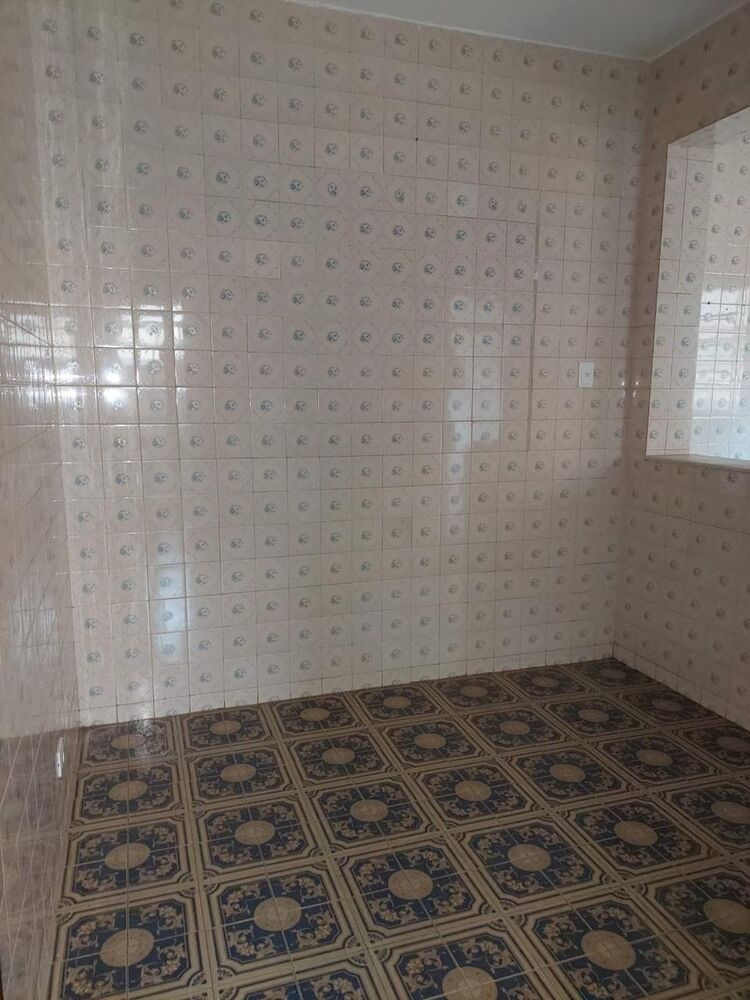 Casa à venda com 3 quartos, 400m² - Foto 2
