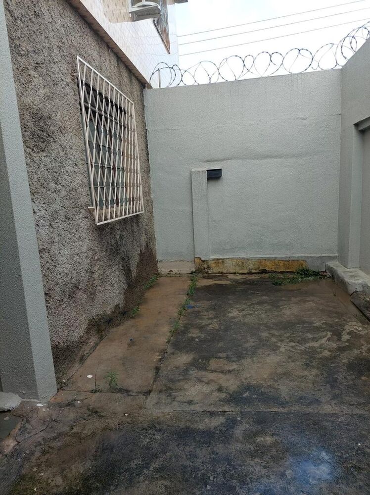 Casa à venda com 3 quartos, 400m² - Foto 4