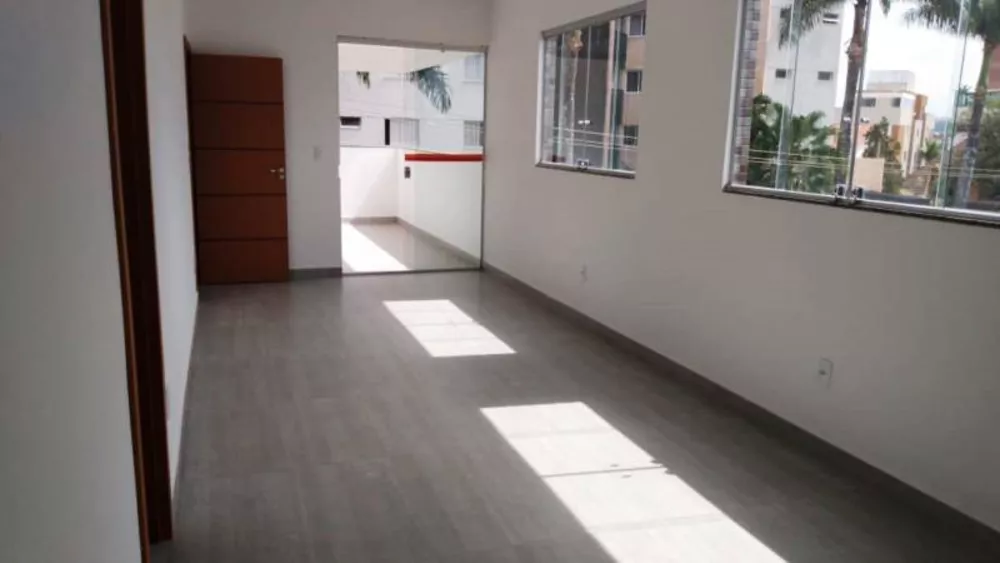 Apartamento à venda com 4 quartos, 130m² - Foto 2