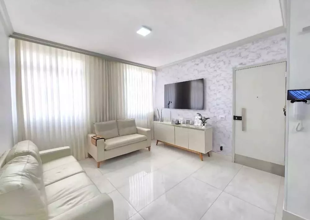 Apartamento à venda com 3 quartos, 72m² - Foto 1