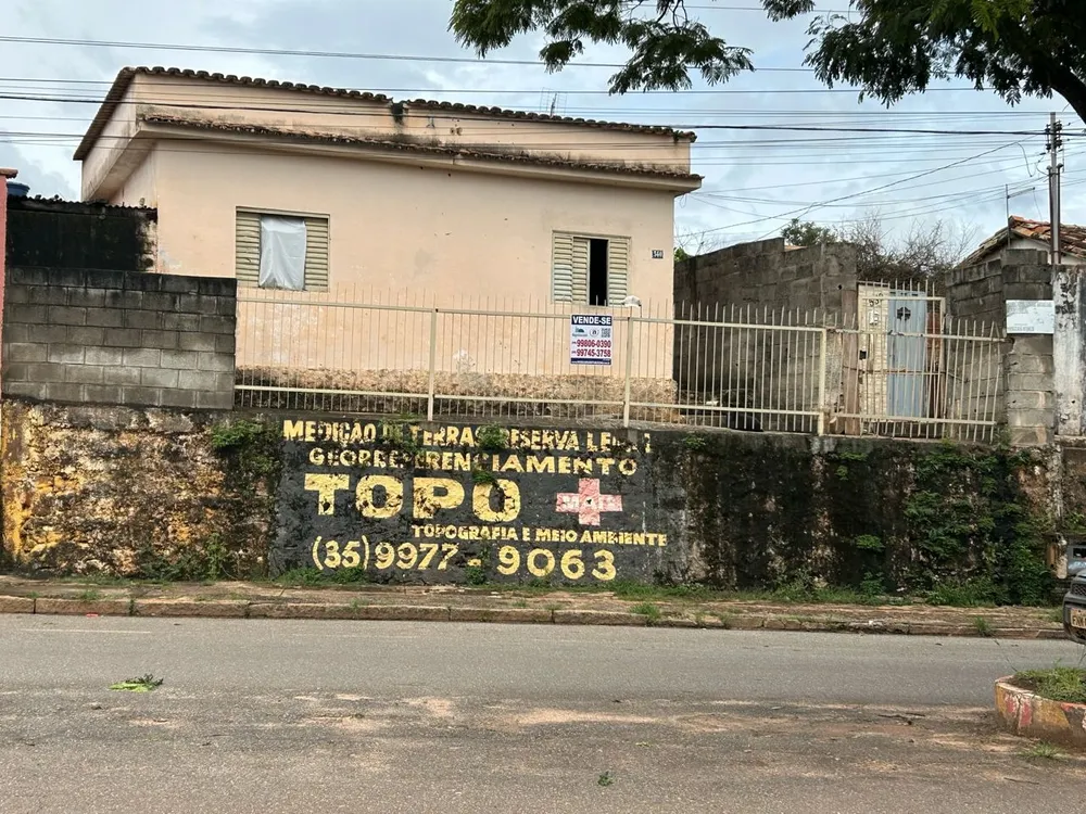 Casa, 3 quartos, 290 m² - Foto 1