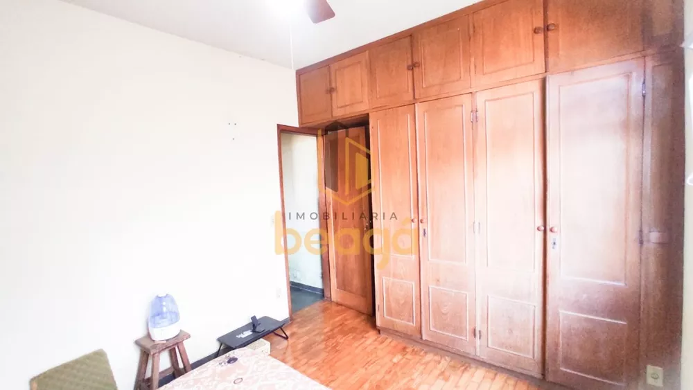 Casa à venda com 4 quartos, 200m² - Foto 5