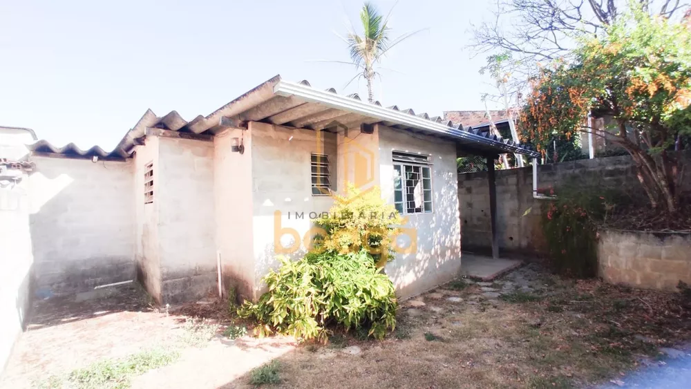 Casa à venda com 4 quartos, 200m² - Foto 16