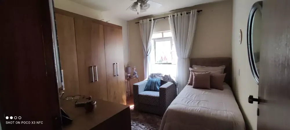 Casa, 10 quartos, 305 m² - Foto 3