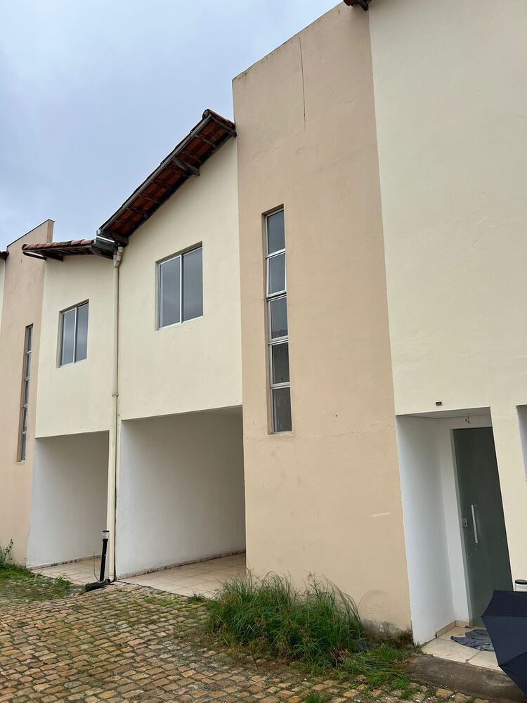 Casa à venda com 3 quartos, 88m² - Foto 4