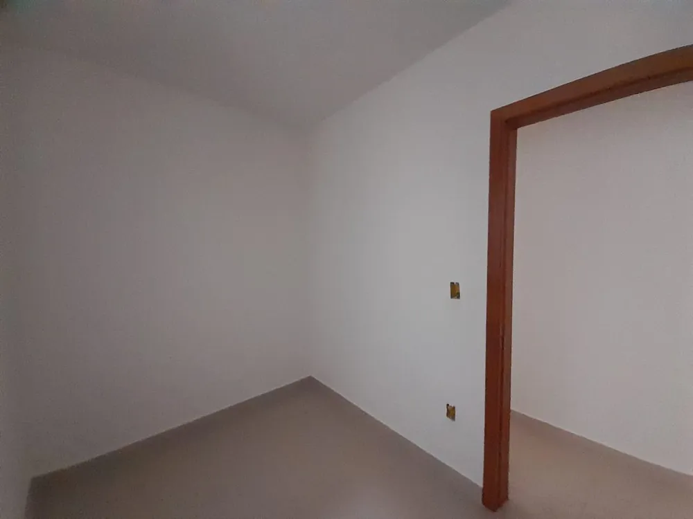 Casa, 3 quartos, 200 m² - Foto 2