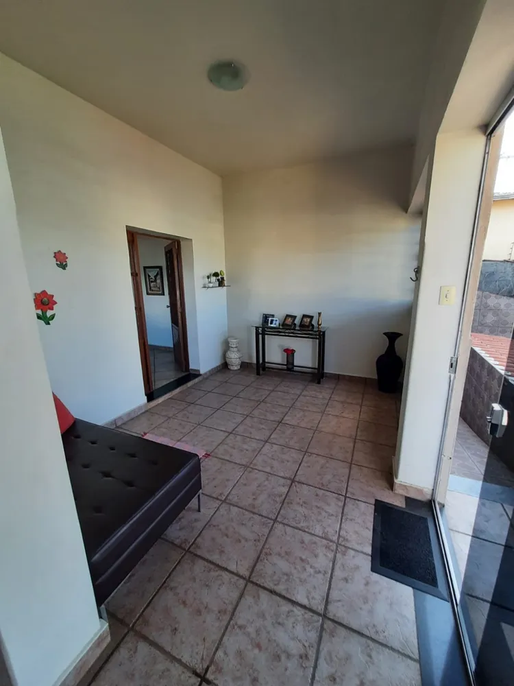 Casa, 3 quartos, 211 m² - Foto 3