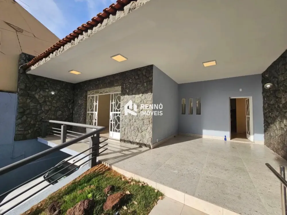 Casa, 3 quartos, 282 m² - Foto 1