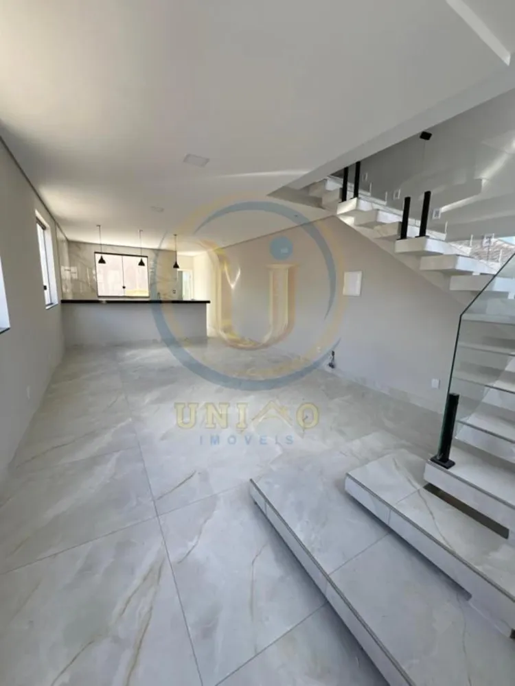 Casa, 3 quartos, 180 m² - Foto 3