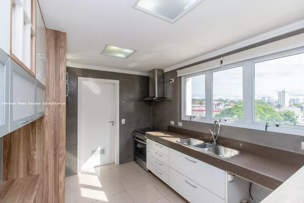 Apartamento à venda com 3 quartos, 155m² - Foto 7