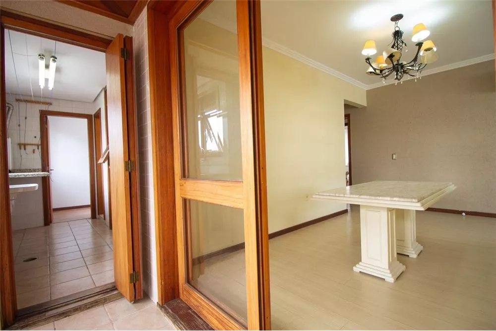 Apartamento à venda com 3 quartos, 212m² - Foto 6