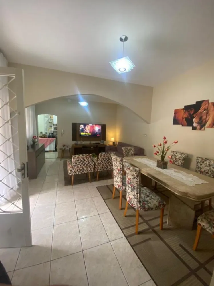 Casa, 4 quartos, 300 m² - Foto 4