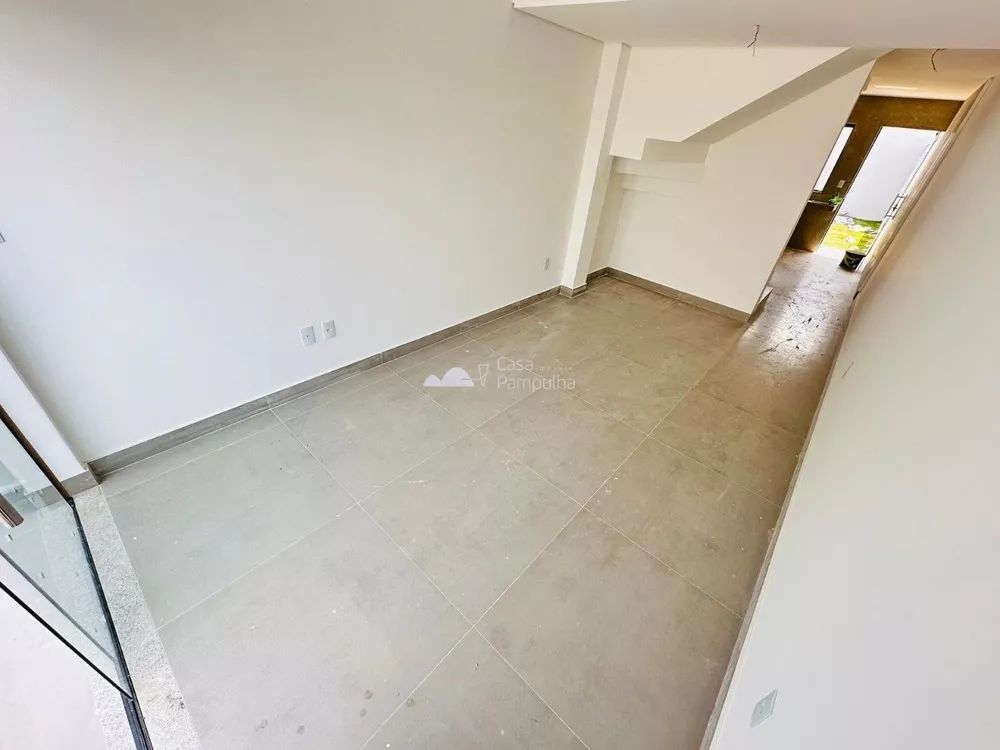 Casa à venda com 2 quartos, 115m² - Foto 3