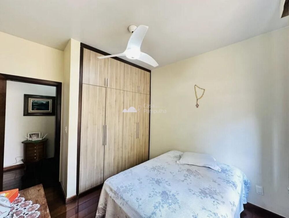 Casa à venda com 5 quartos, 360m² - Foto 9